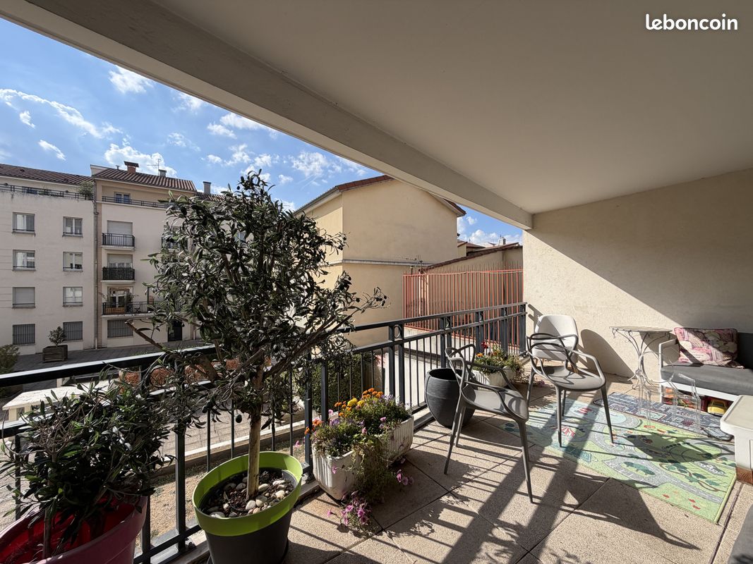 Appartement 4 pièces 90 m² · à Saint-Étienne · 90 m² · 190 000 €