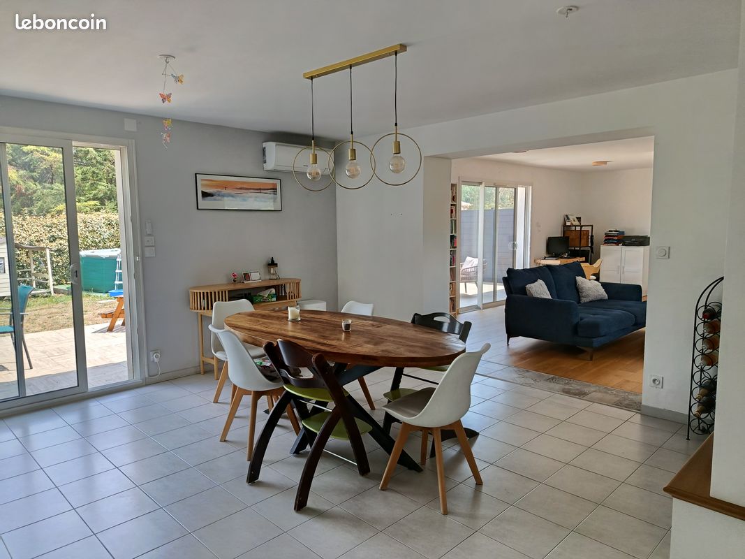 Maison 5 pièces 115 m² · à Galgon · 115 m² · 259 000 €