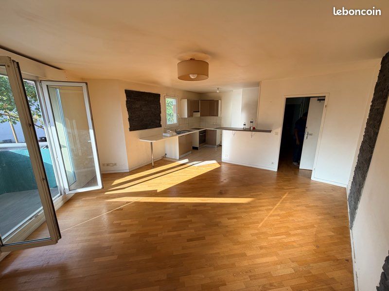 Appartement 3 pièces 63 m² · à Savigny-le-Temple · 63 m² · 1 000 €/mois
