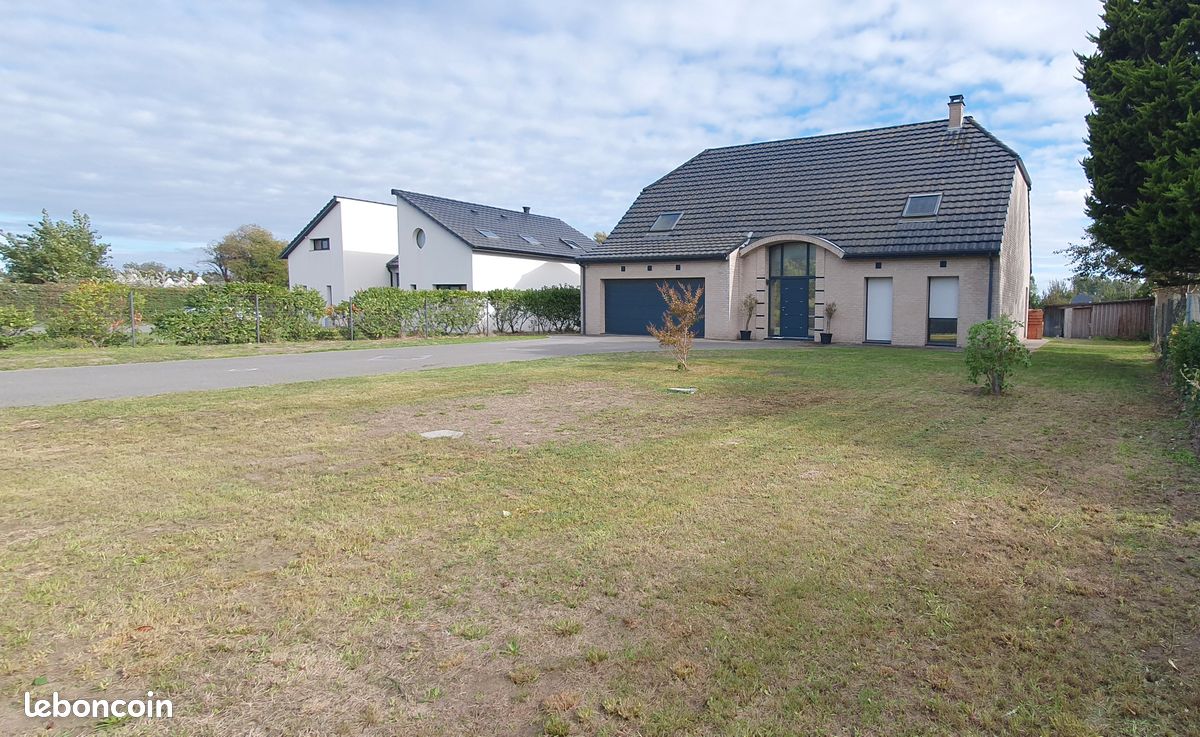 Maison 7 pièces 225 m² · à Oye-Plage · 225 m² · 600 000 €