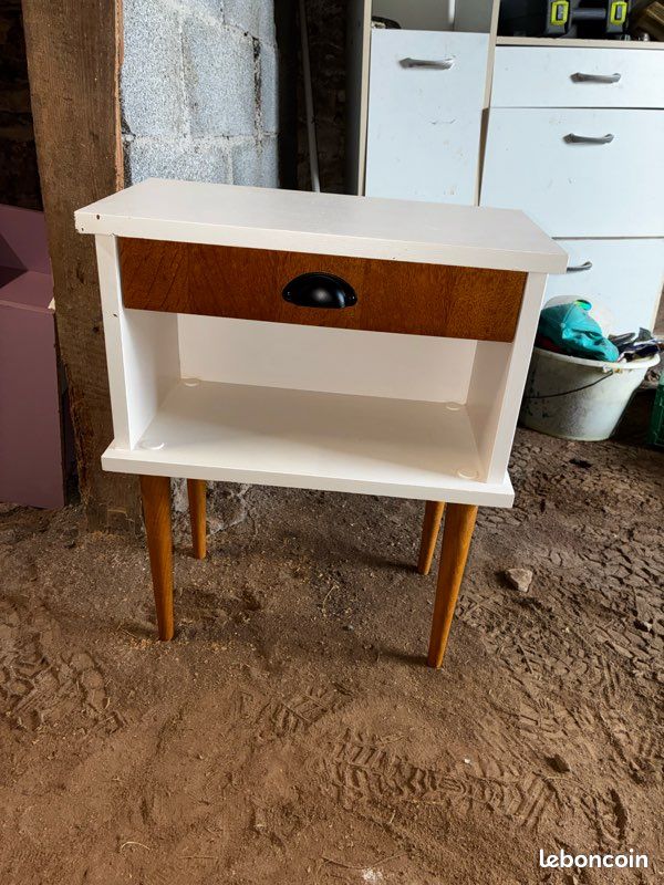 Table de chevet Vintage (image 1)