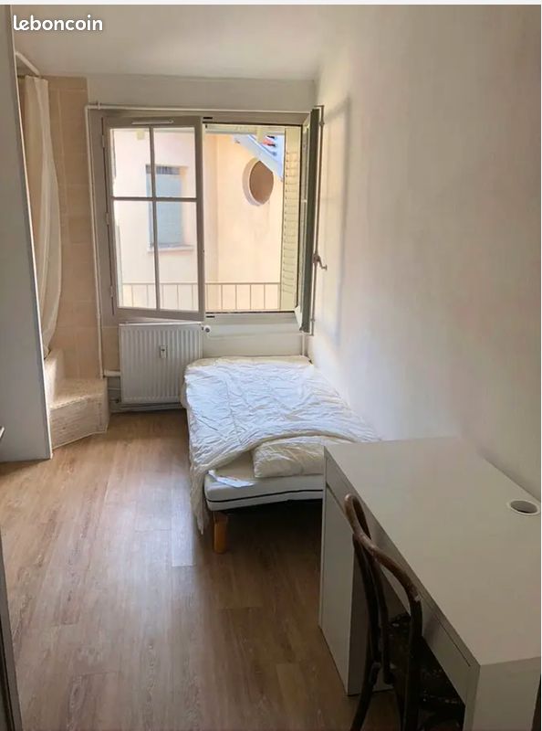 Appartement 1 pièce 10 m² · à Lyon · 10 m² · 415 €/mois