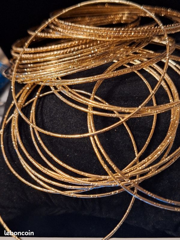 Lots de bracelet semainier (image 1)