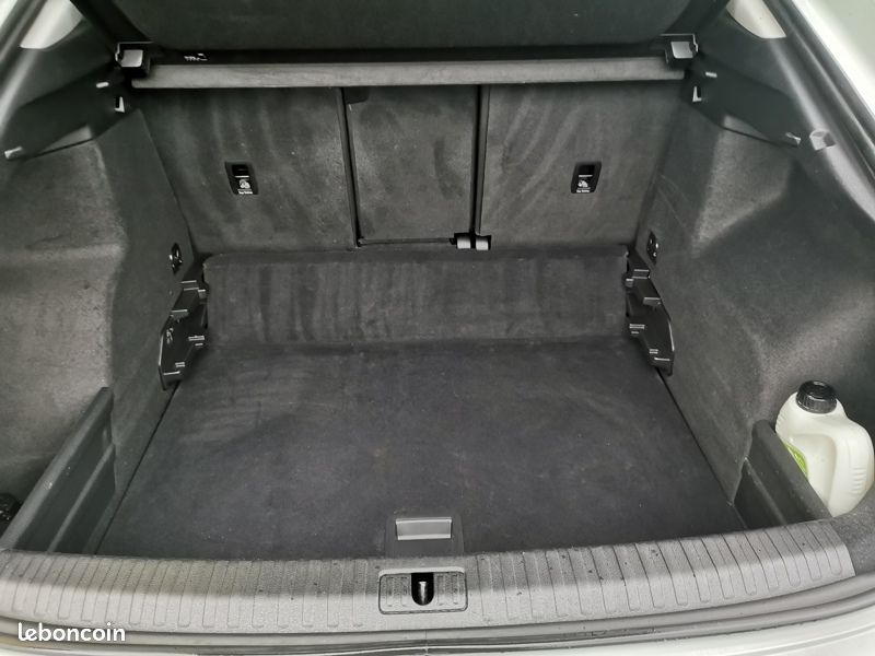 Audi Q3 Sportback 35 TDI 2.0 150 ch S-tronic7 Coffre électrique Att (image 8)
