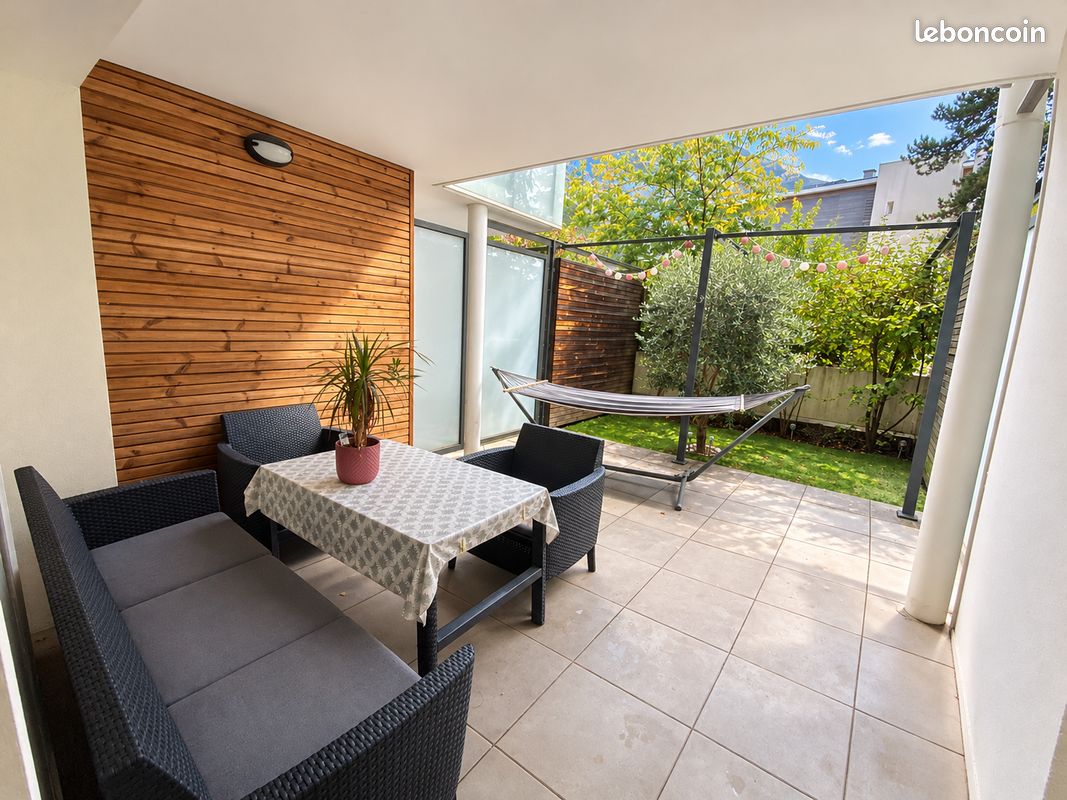 Appartement 2 pièces 45 m² · à Saint-Égrève · 45 m² · 900 €/mois
