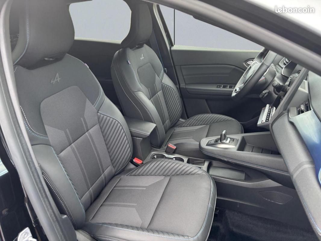 Renault Captur E-Tech full hybrid 160 ch esprit Alpine (image 17)