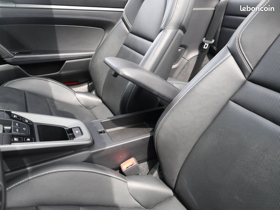PORSCHE 911 Carrera 4S Cabriolet 3.0i 450 PDK (image 25)