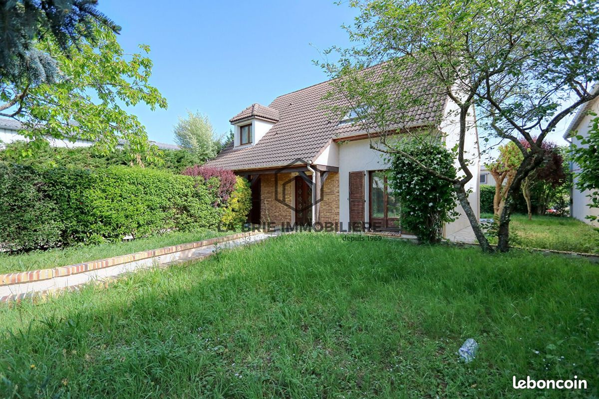 Maison 6 pièces 130 m² · à Draveil · 130 m² · 1 890 €/mois