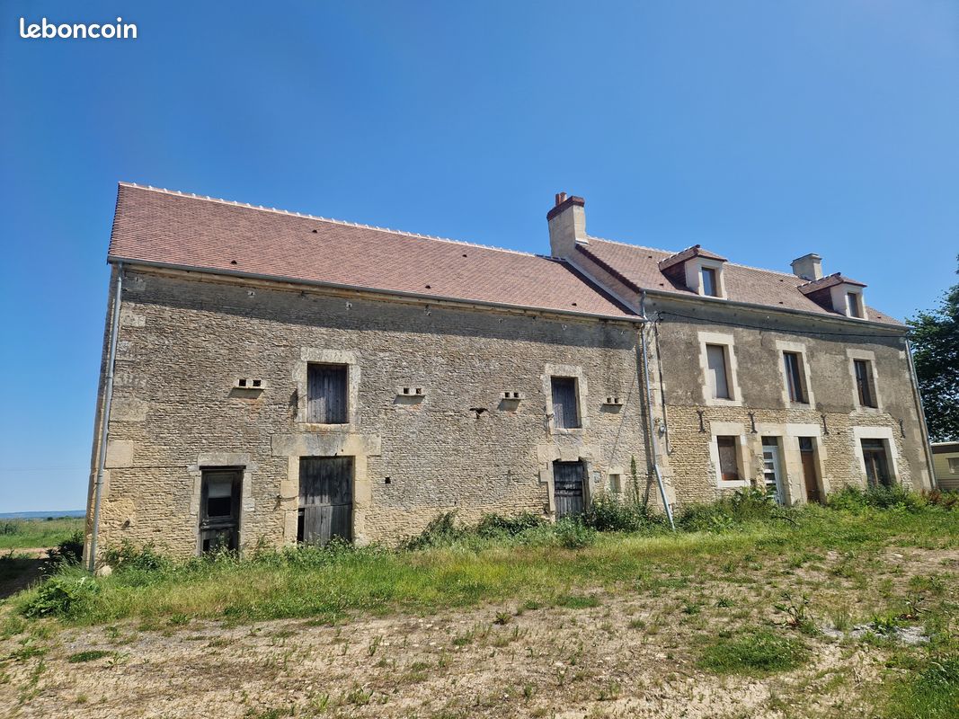 Maison 5 pièces 180 m² · à Vendeuvre · 180 m² · 235 000 €