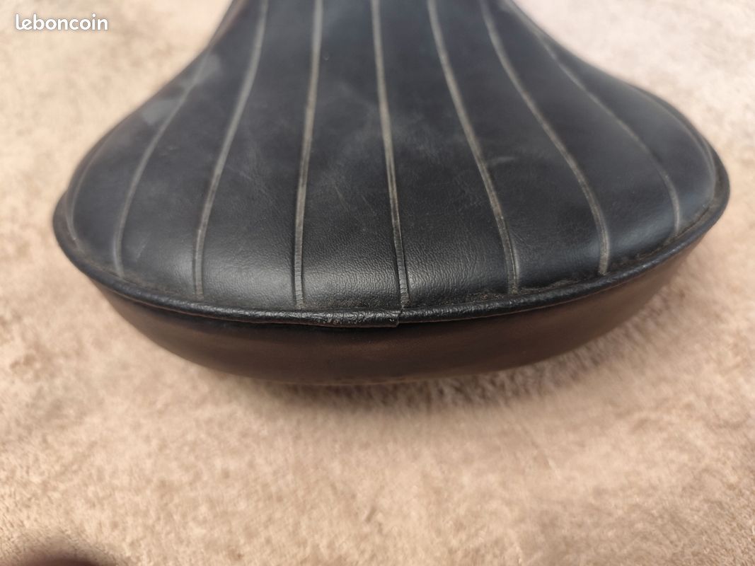 Selle moto custom (image 2)