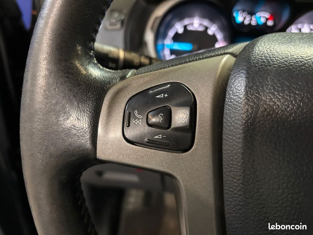 FORD Ranger 3.2 D 200ch LIMITED - 2015 - CarPlay - Suivi complet - Caméra de recul - Attelage - Sièges Chauffants (image 12)