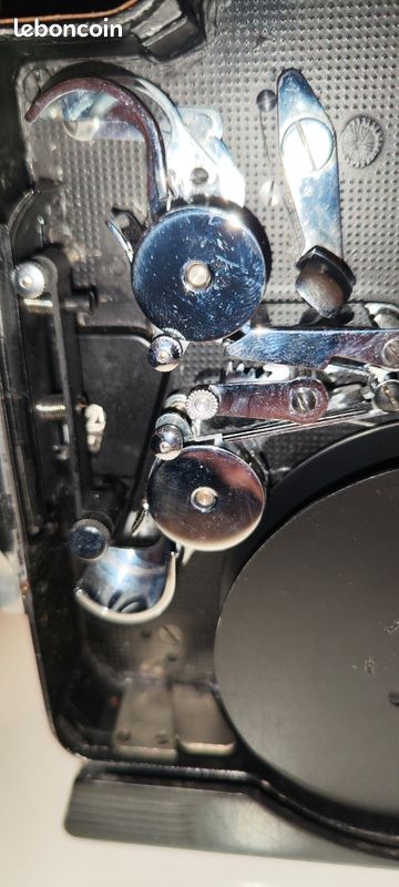 Paillard Bolex camera cinéma film 16 mm + 3 objectifs Som