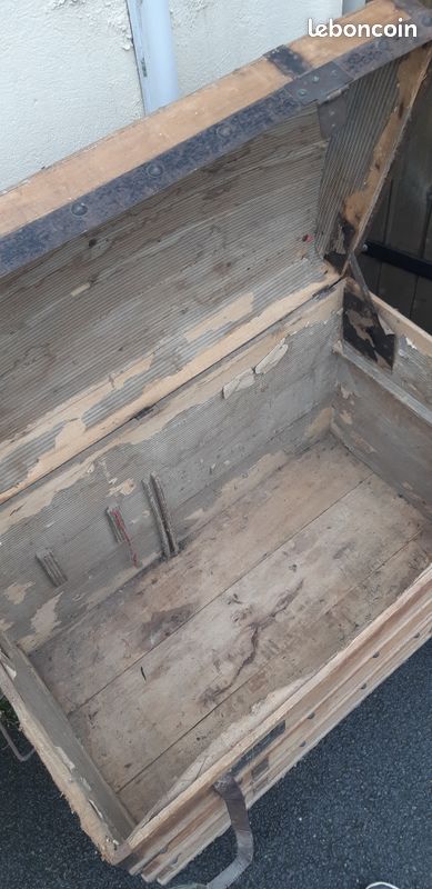 Coffre en bois (image 2)