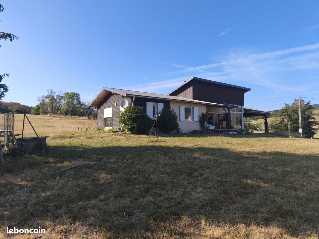Maison 5 pièces 130 m² · à Haut Valromey · 130 m² · 270 000 €