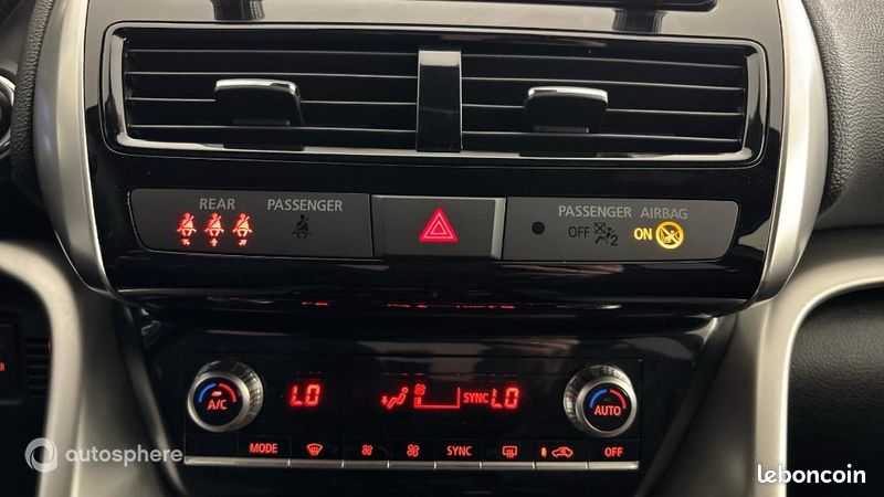 Mitsubishi Eclipse Cross 2.4 MIVEC PHEV 188ch Business 4WD (image 26)