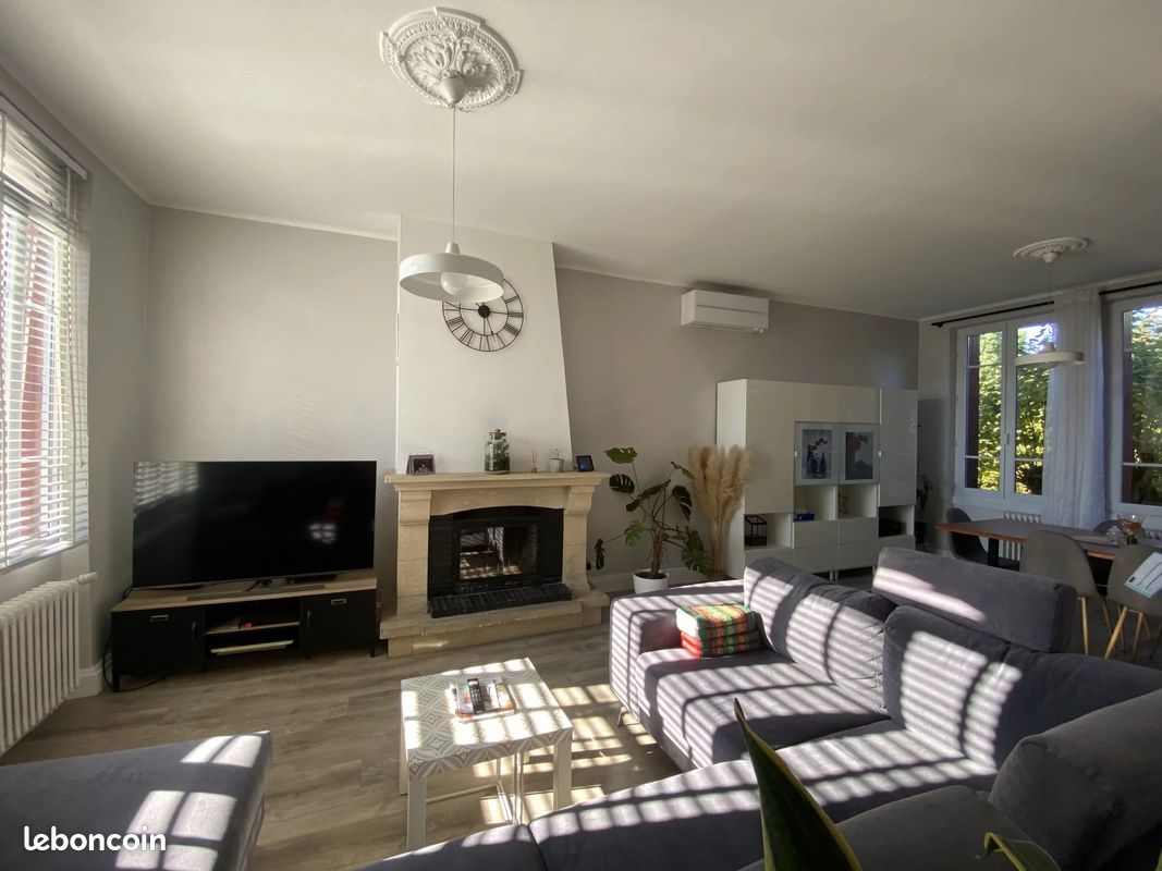 Maison 4 pièces 160 m² (image 2)