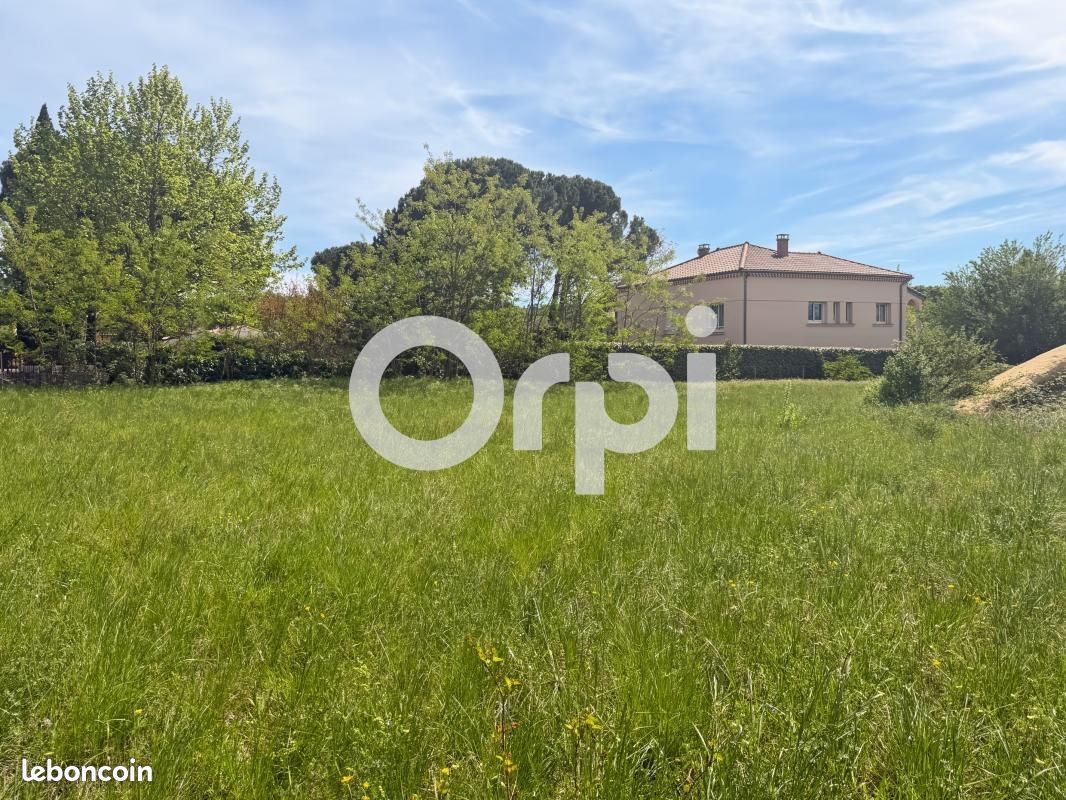 Terrain 414 m² Ruoms · 99 000 €