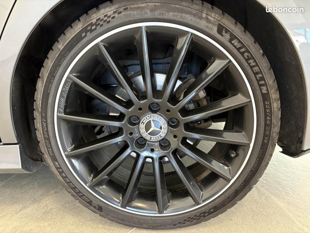 MERCEDES CLASSE A A 200 d - BV 8G-DCT BERLINE 5P - BM 177 AMG Line PHASE 1 (image 14)