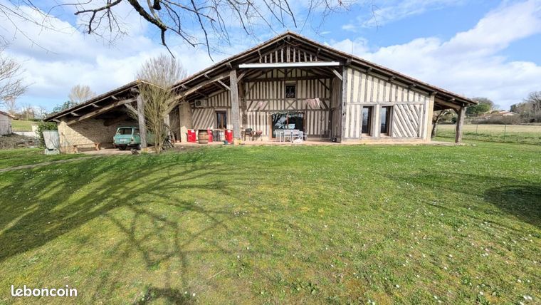 Propriété 9 pièces 258 m²