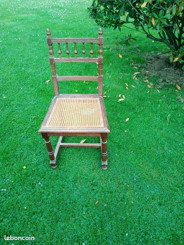 1 table et 2 chaises (image 4)