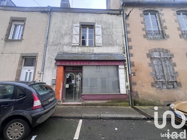 Immeuble 200 m² Ernée