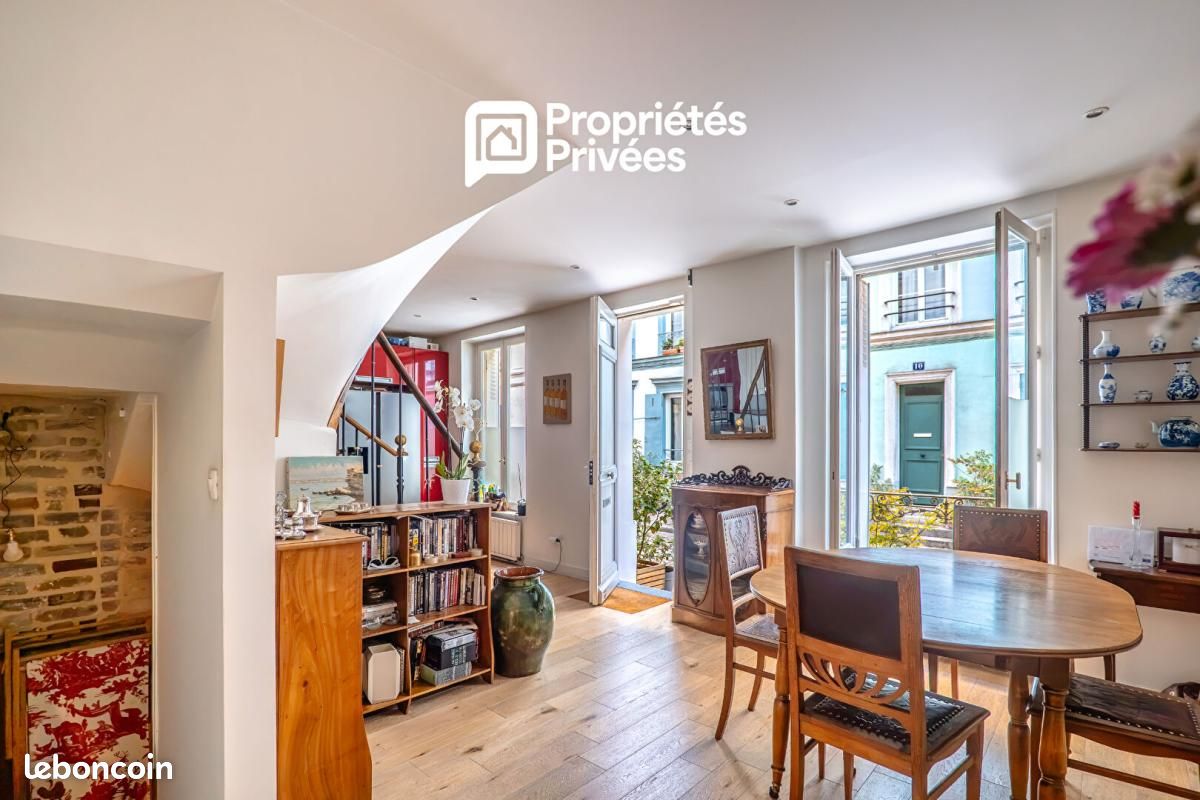 Maison 7 pièces 144 m² · à Paris · 144 m² · 1 665 000 €
