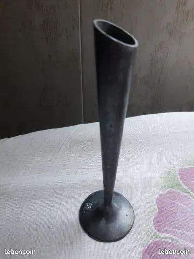 Ancien soliflore ou porte stylo (image 1)