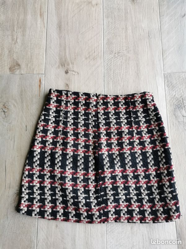 Jupe 2TWO Noire Taille 38 – Très Bon état, Peu Portée