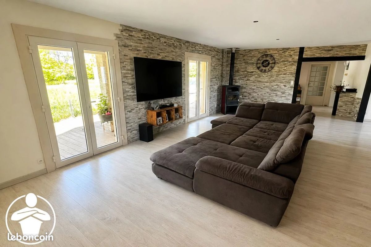 Maison 5 pièces 145 m² · à Condezaygues · 145 m² · 199 900 €
