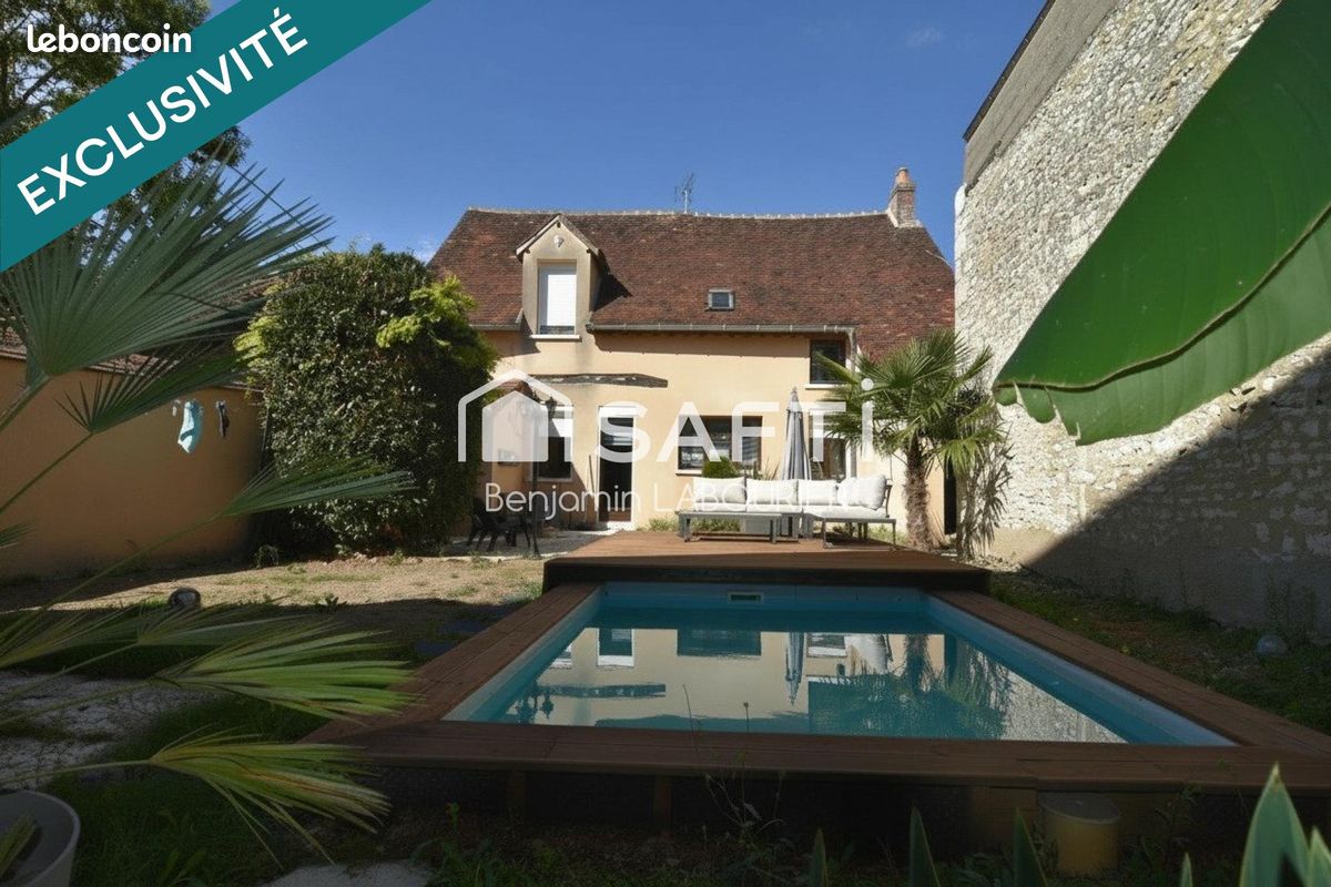 Maison 8 pièces 215 m² · à Valravillon · 215 m² · 249 000 €