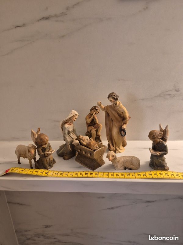 Figurine Goebel 41 259 anglaise avec poussette 13,5 cm 1 choix. Excellent état Figurine Goebel 41 259 anglaise avec poussette 13,5 cm 1 choix. Excellent état