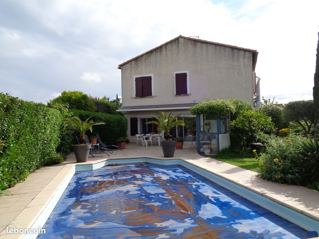 Maison 6 pièces 140 m² · à Nîmes · 140 m² · 325 000 €