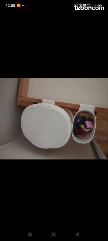 Table de lego, plaques , boîtes , tabouret.. (image 6)