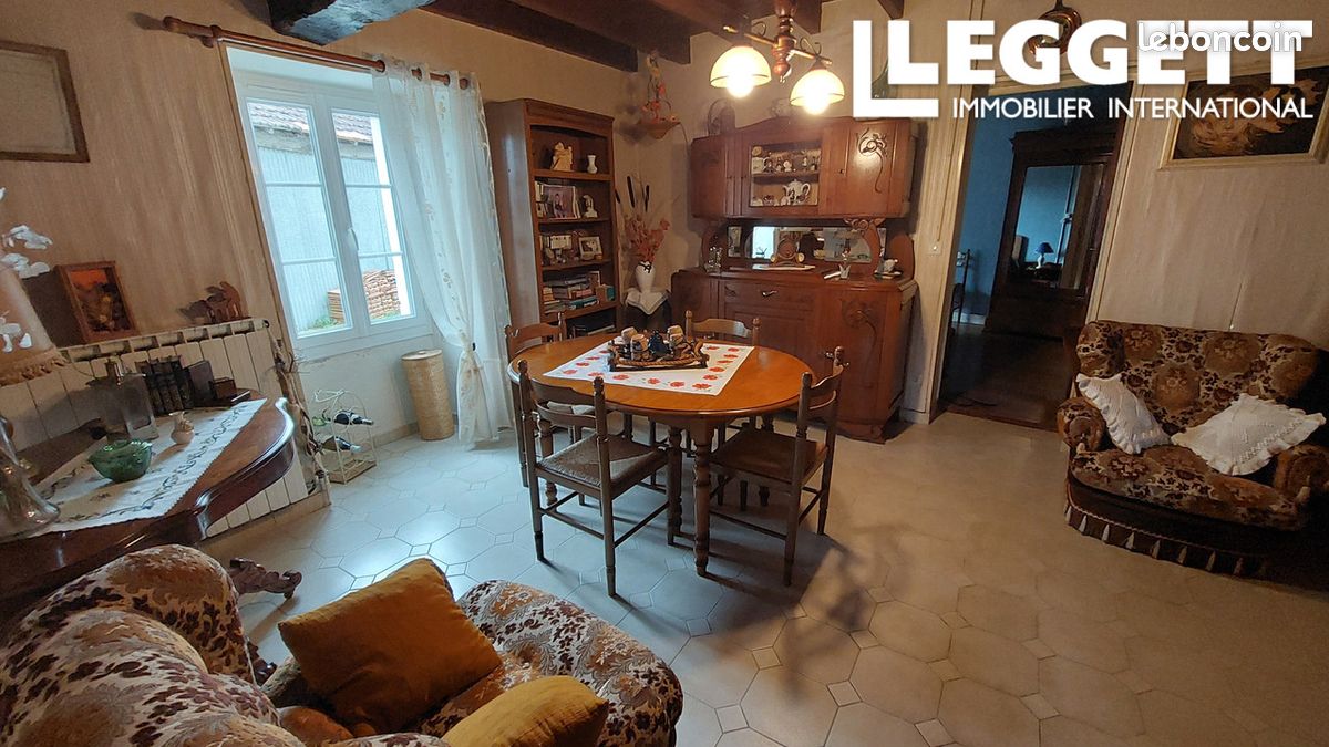 Maison 6 pièces 94 m² - Villebois-Lavalette 16320 (image principale 1)