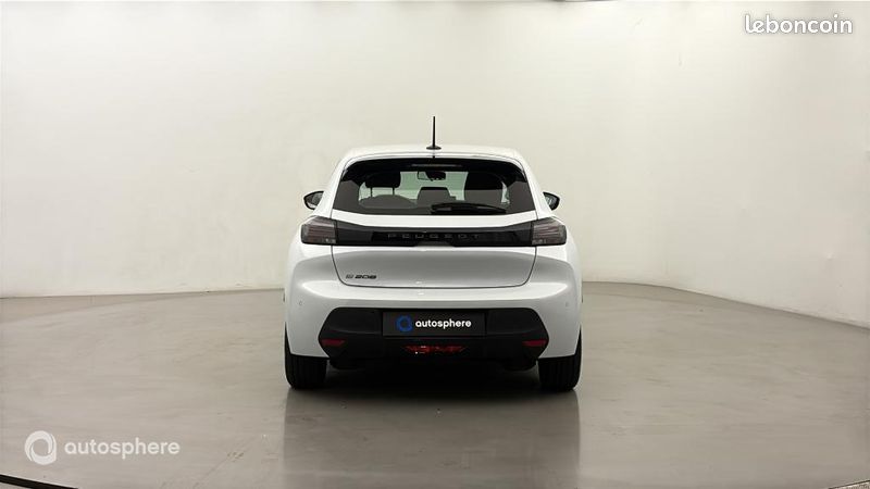 Peugeot 208 e-208 136ch 50 kWh Style (image 6)