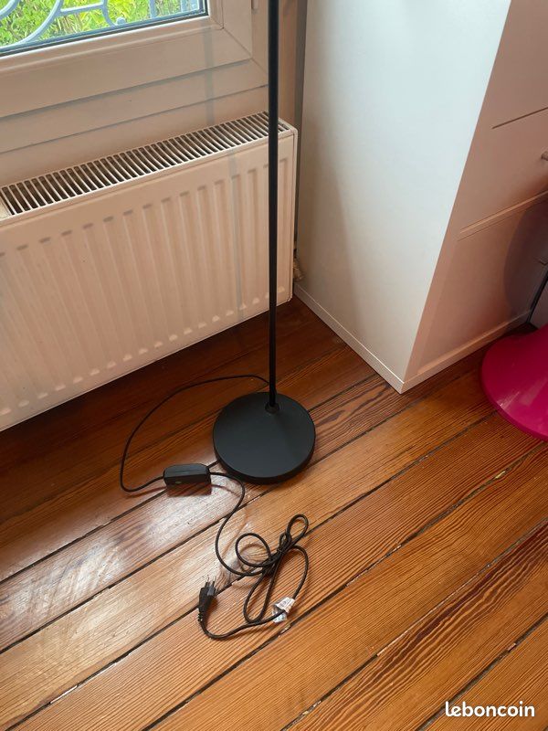 Lampadaire liseuse métal fer Moke AMPM (image 5)