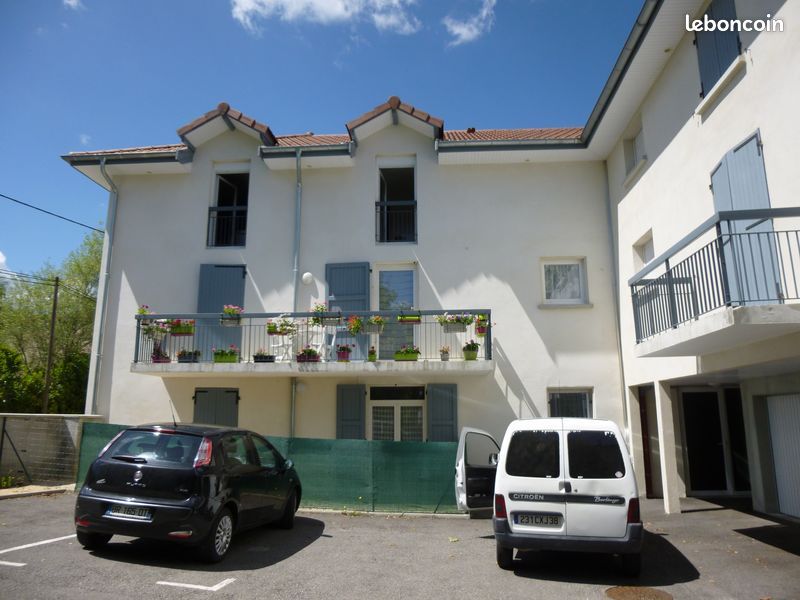 Appartement 3 pièces 83 m² · à Vinay · 83 m² · 671 €