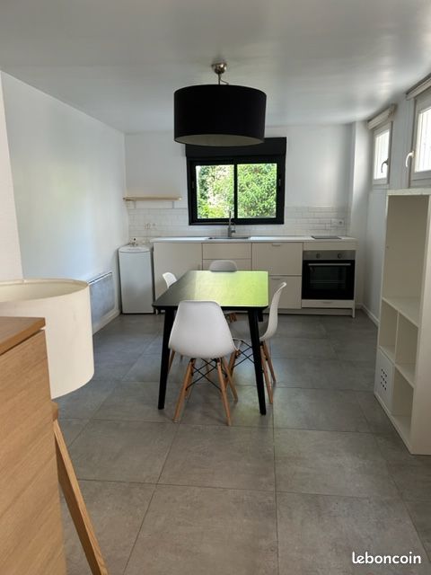 Appartement 2 pièces 35 m² · à Montélimar · 35 m² · 520 €/mois