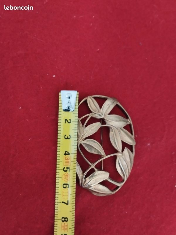 Broche Vintage Réunion Des Musées Nationaux - Cœur Vendéen En Métal Doré, Bijou Ancien Et Historique De Collection