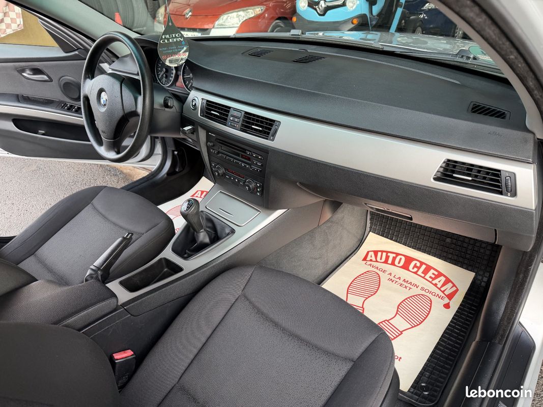 BMW 320i 150Ch *CARNET à Jour Ess + GPL (image 4)