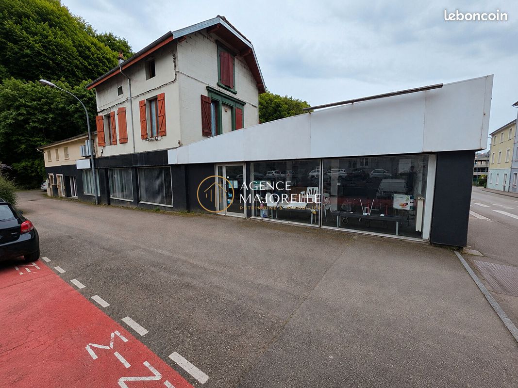 Immeuble 8 pièces 235 m² · à Épinal · 235 m² · 245 000 €