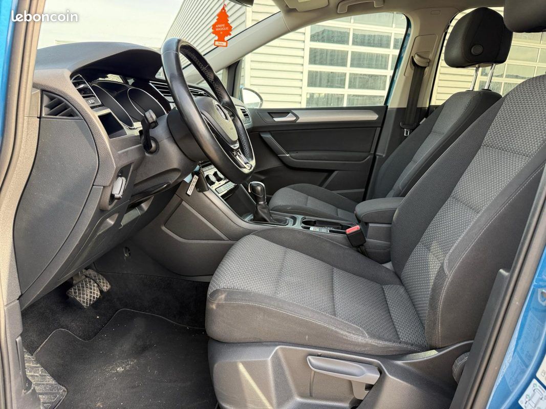 VOLKSWAGEN TOURAN 1.6 TDI 115 BMT DSG7 Allstar 7pl - Entretien Volkswagen (image 12)