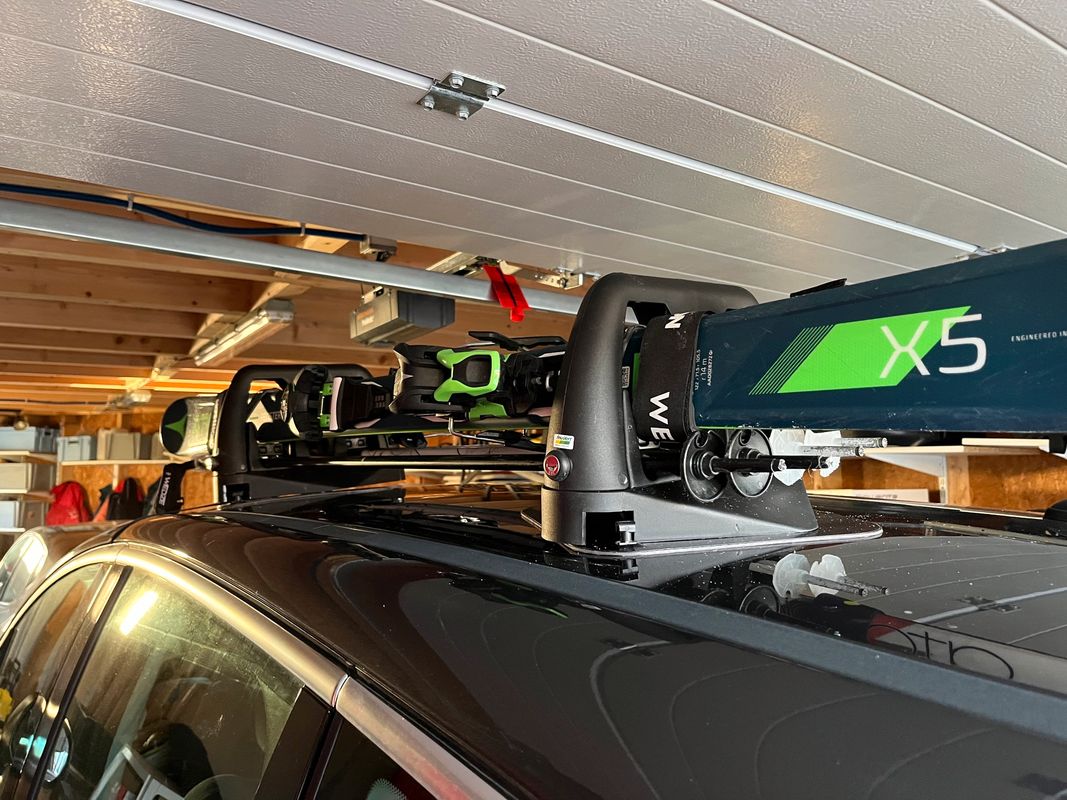 Porte ski magnétique - Équipement auto