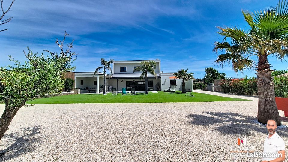 Maison 7 pièces 180 m² · à Clarensac · 180 m² · 770 000 €