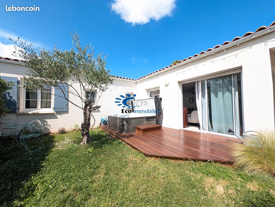 Maison 5 pièces 116 m² · à Dompierre-sur-Mer · 116 m² · 439 000 €