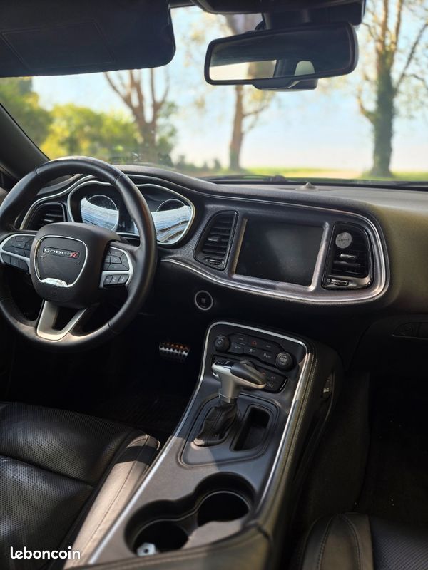 Dodge Challenger RT plus 5.7 (image 9)