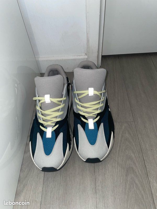 Yeezy 700 wave runner (image 6)