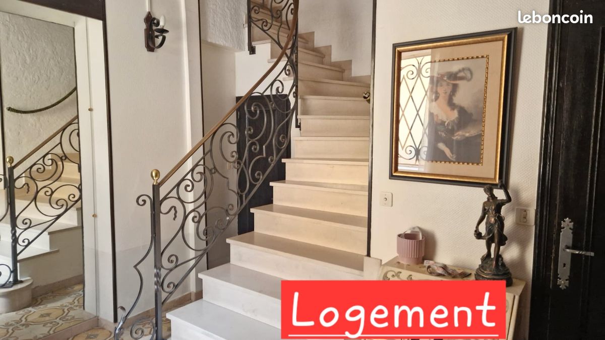 Immeuble 4 pièces 162 m² · à Auxerre · 162 m² · 249 000 €
