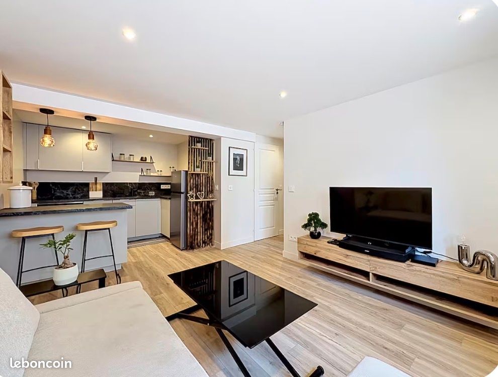 Appartement 2 pièces 36 m² · à Puget-sur-Argens · 36 m² · 850 €