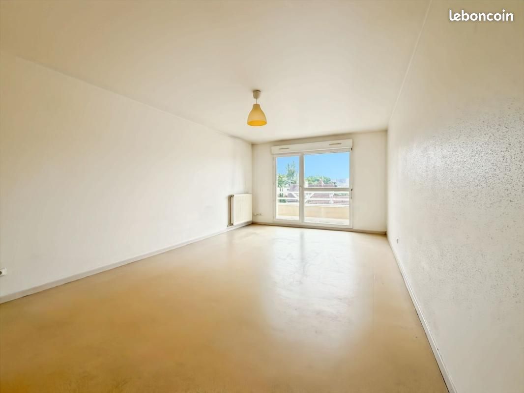 Appartement 3 pièces 72 m² · à Vesoul · 72 m² · 95 000 €